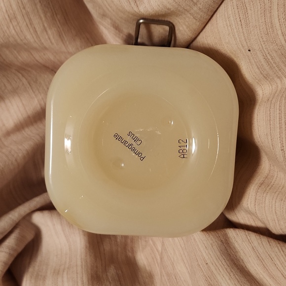 Josie Maran Argan Sugar Balm Body Scrub (Pomegranate Citrus) - Picture 2 of 2